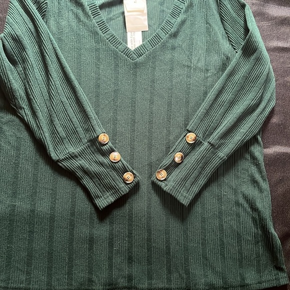 BLOOMCHIC blouse - Picture 5 of 9